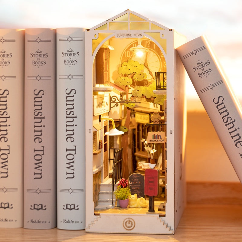 Book Nooks and Miniature Kits
