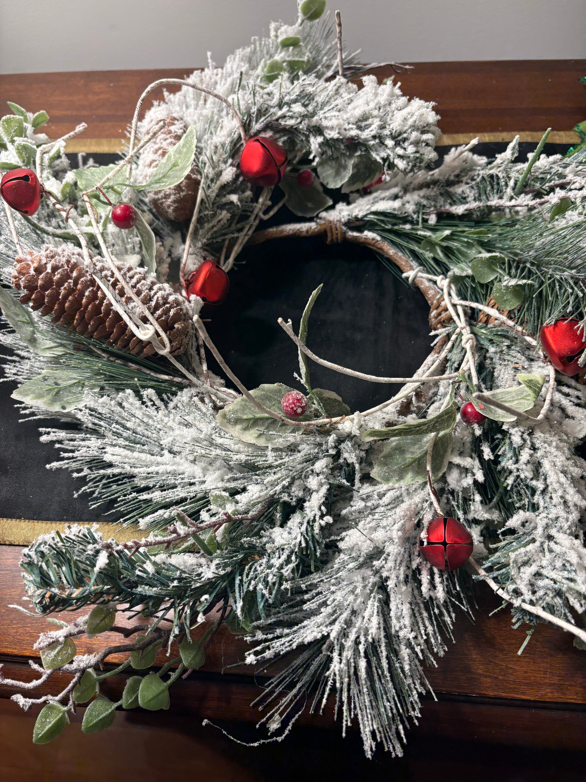 Frosted Woodland Jingle Wreath/Candle Ring