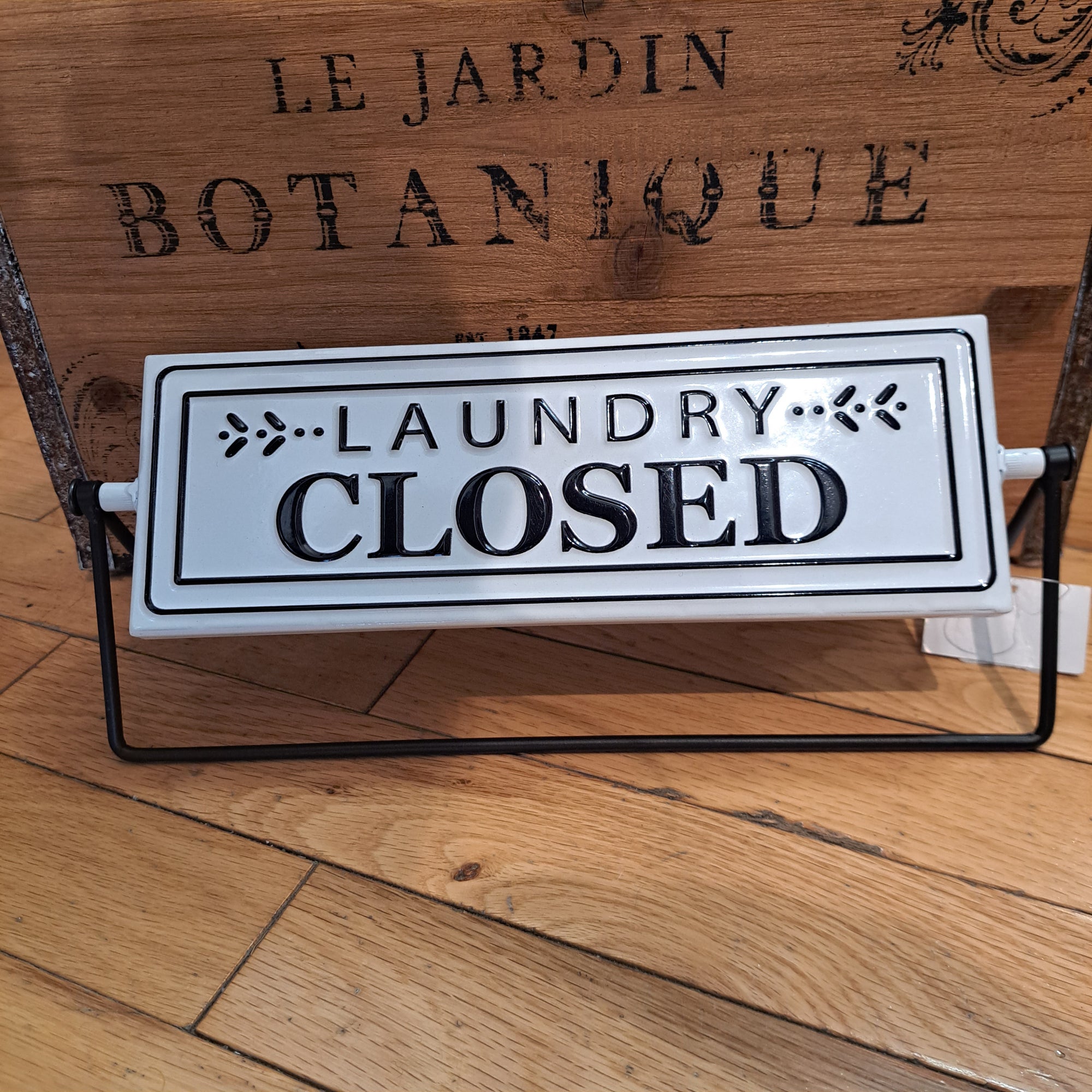 Laundry Open/Closed Sign