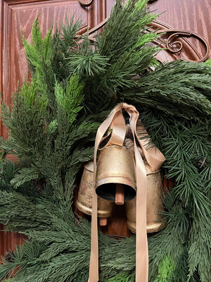 Mixed Cedar Wreath with Manor Bells