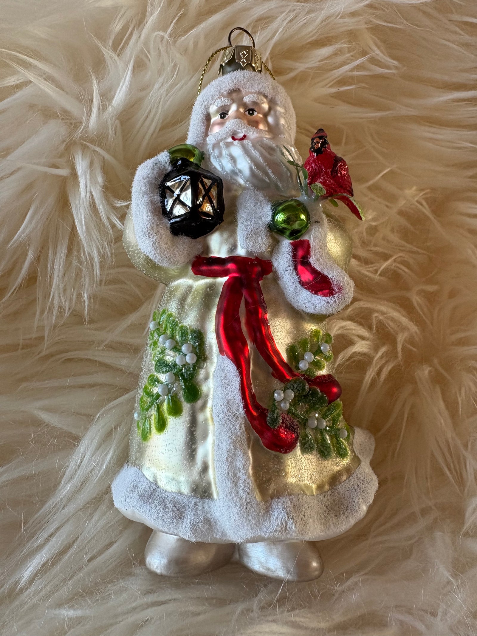 Mistletoe Kisses Glass Santa