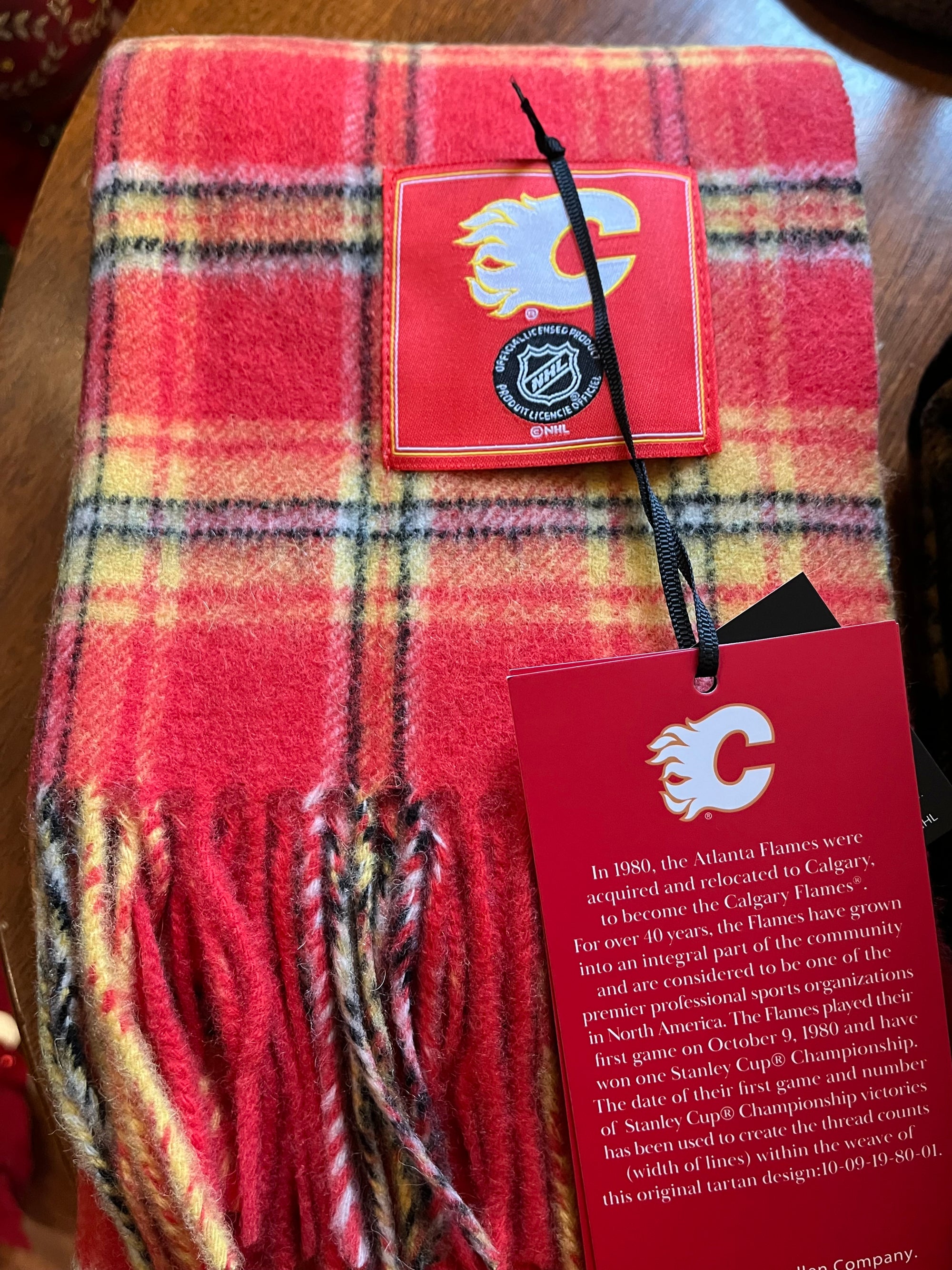 Calgary Flames NHL Lambswool Scarf