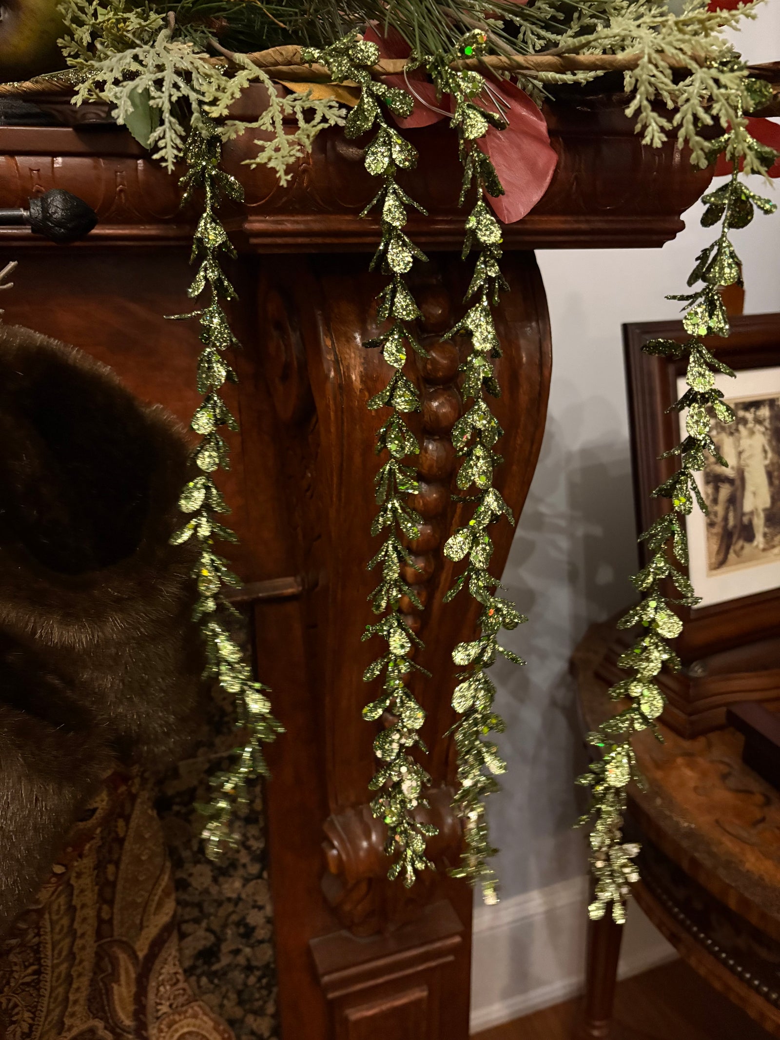 Glittered Mini Leaf Holiday Spray