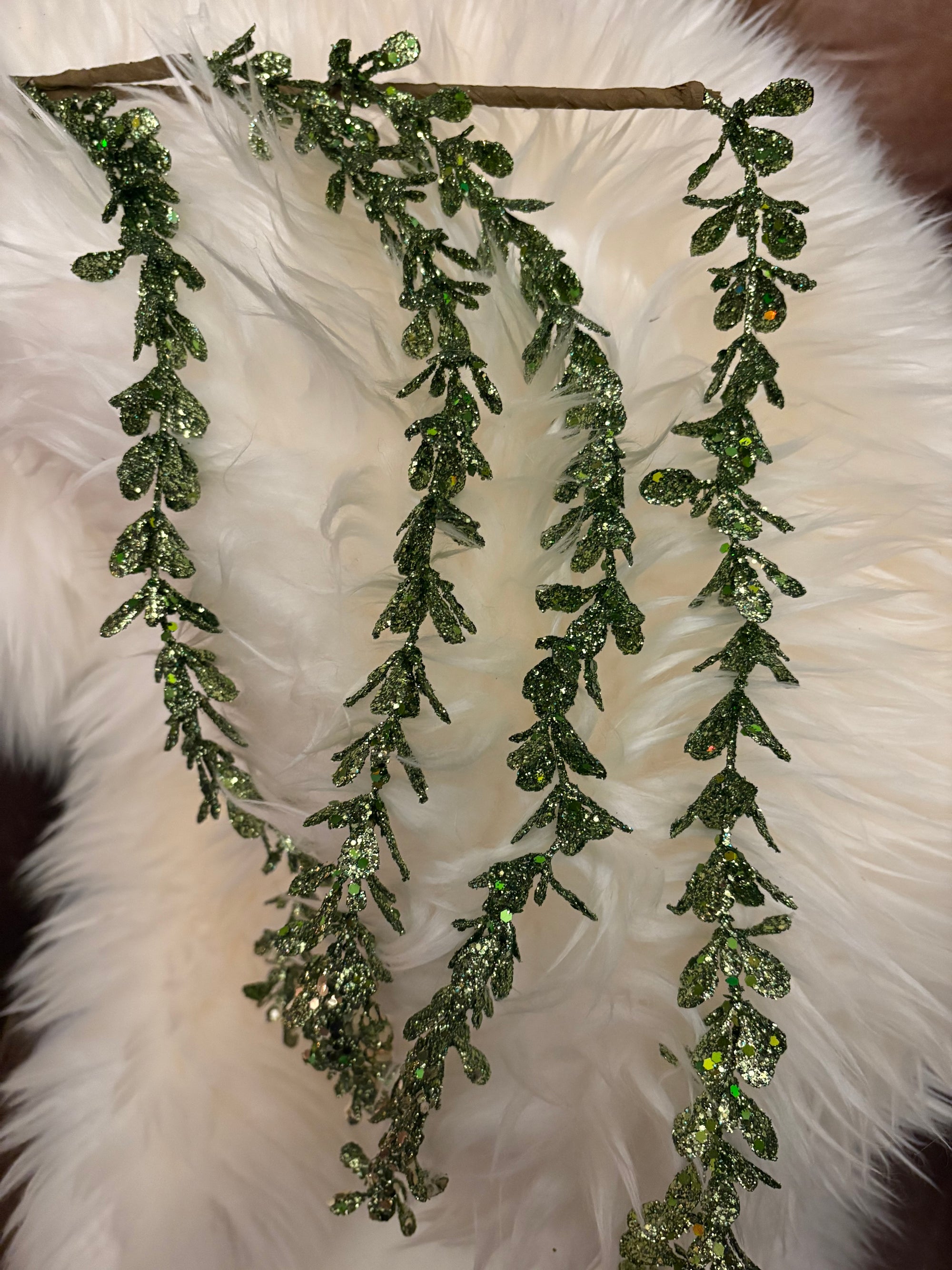 Glittered Mini Leaf Holiday Spray