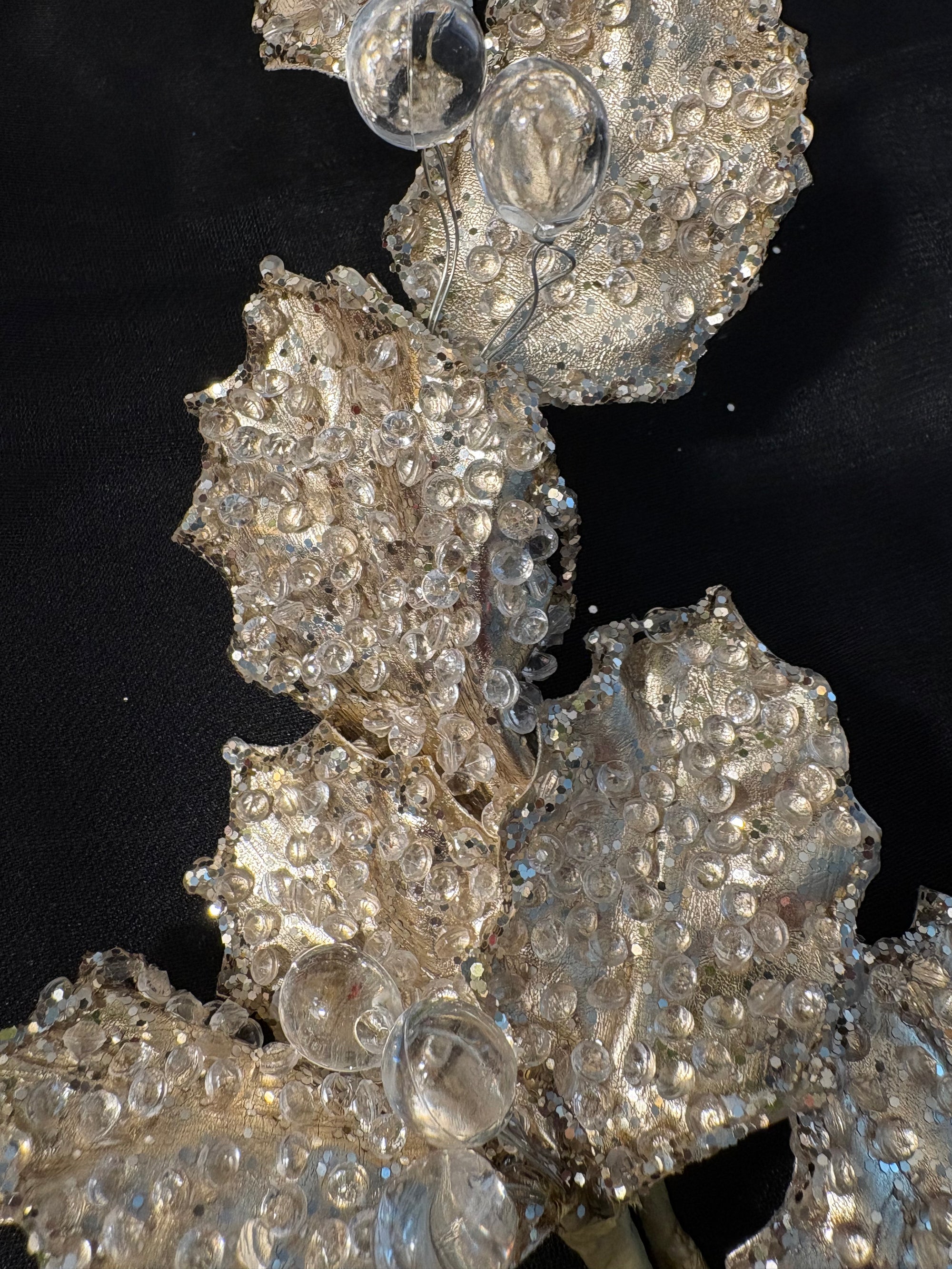 Frosted Hollylight Spray.