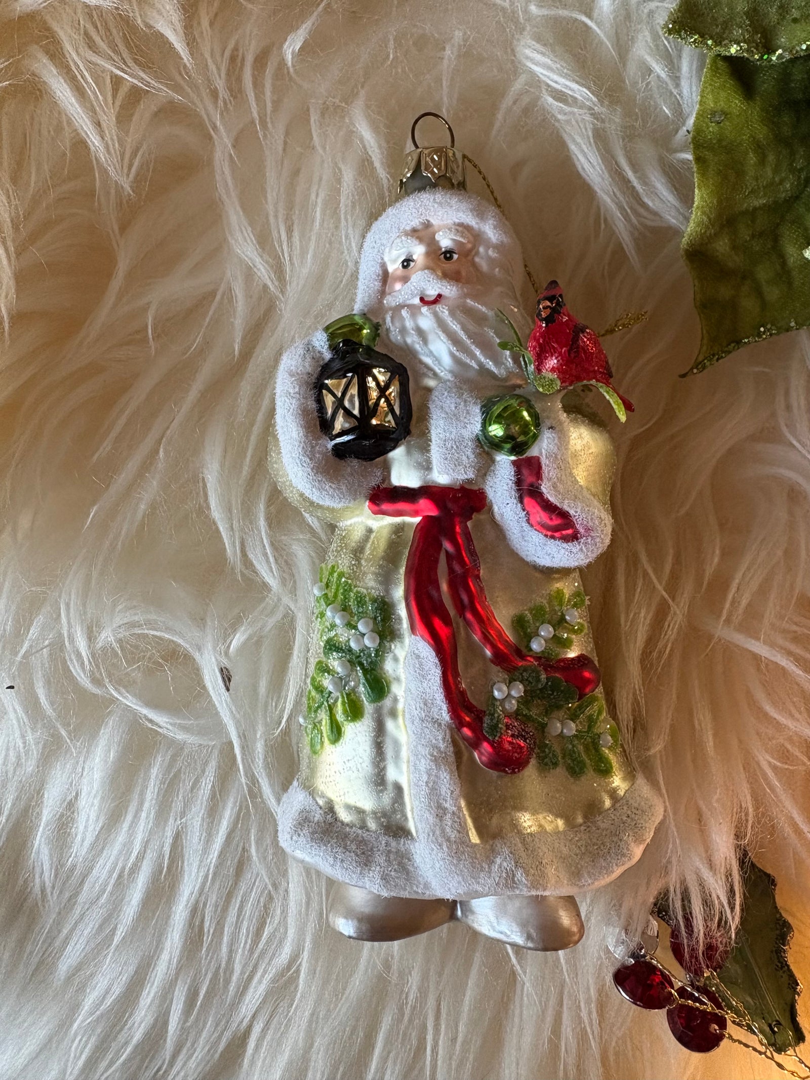 Mistletoe Kisses Glass Santa