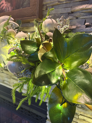 Magnolia Garland