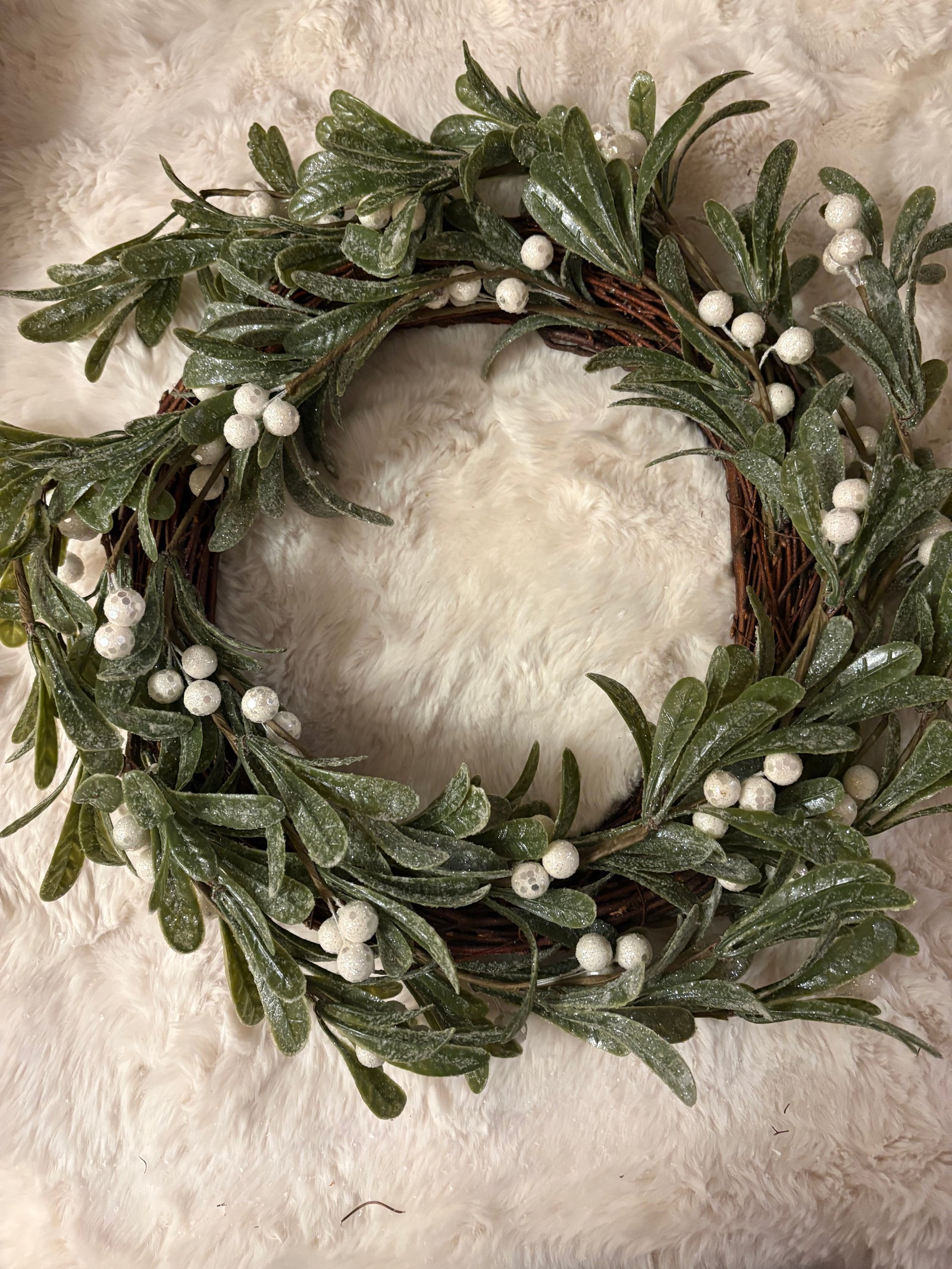 Snow-Kissed Mistletoe Wreath