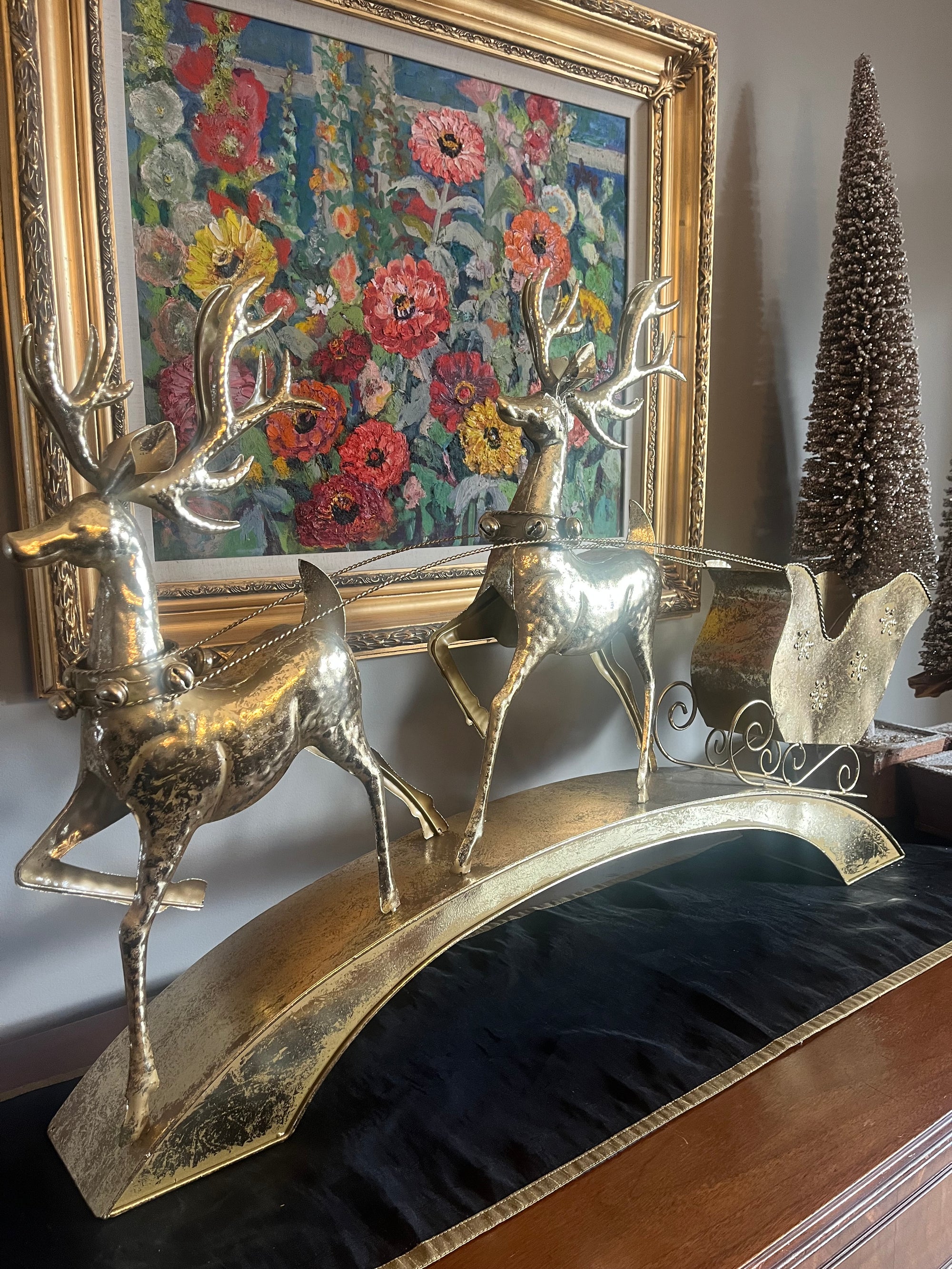 Santa's Sleigh Centrepiece