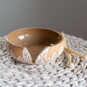 Yarn Bowl - Carved Leaves