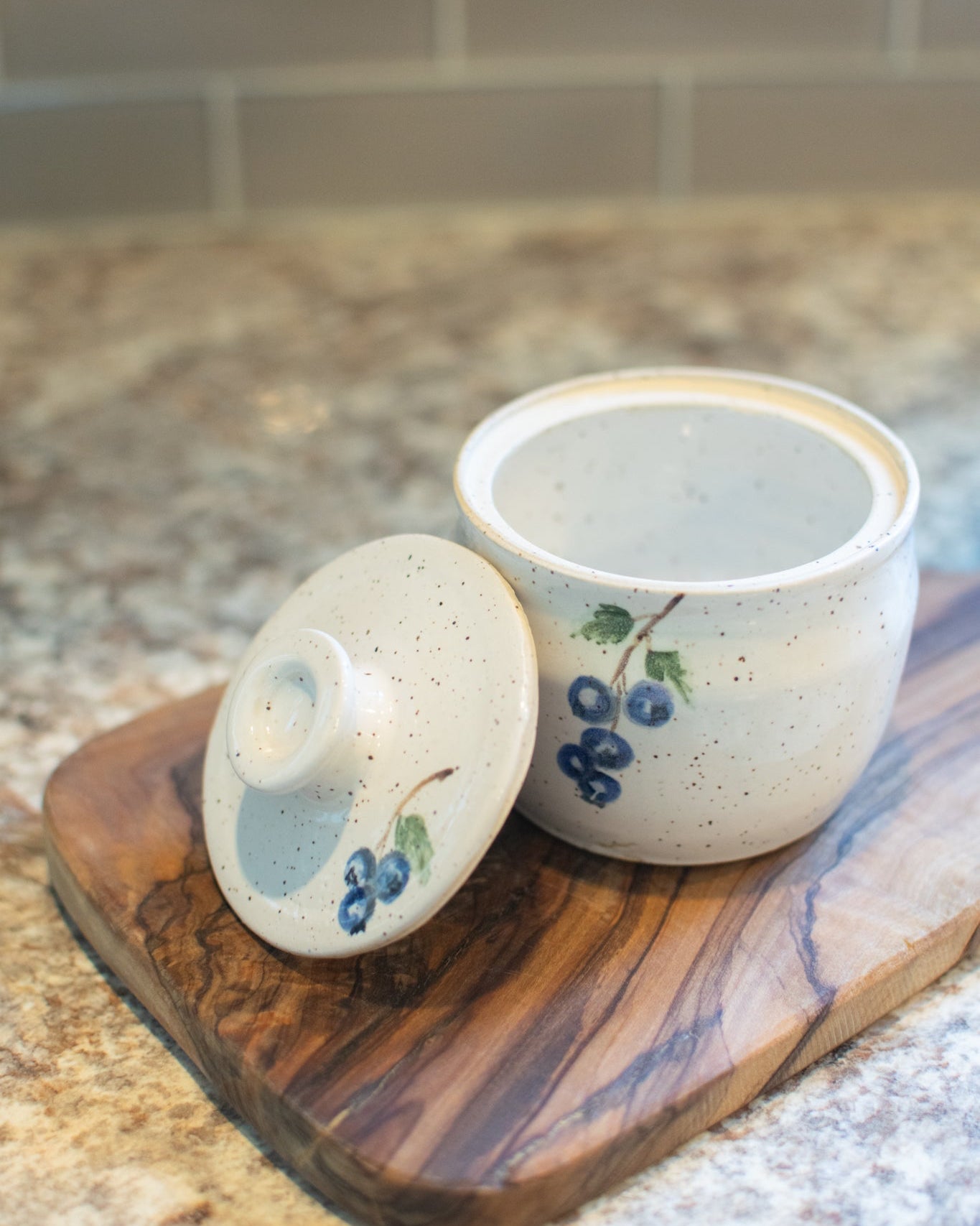 Snowglaze Blueberry Grove Preserve Pot