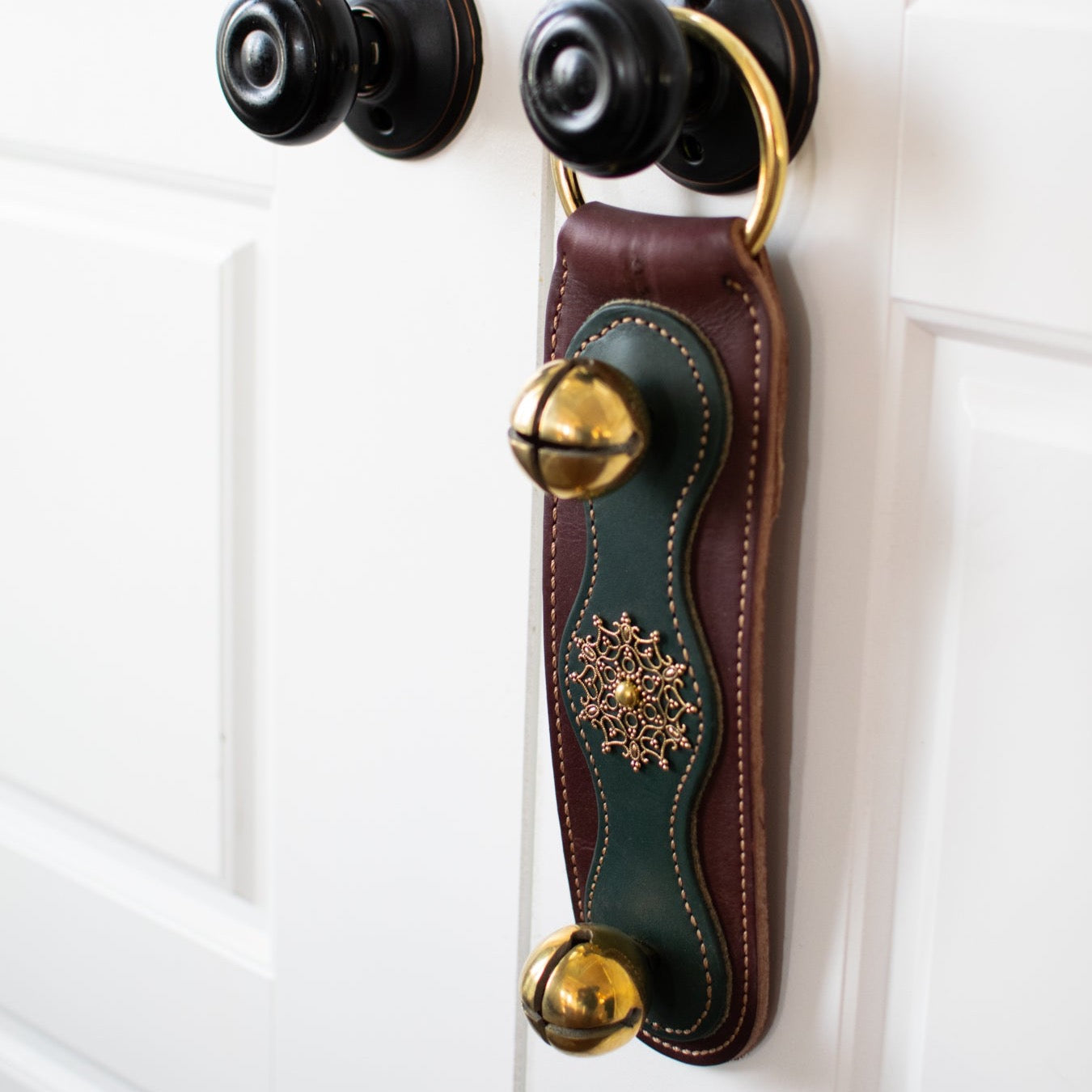 Rosette Twin Sleigh Bell Strap