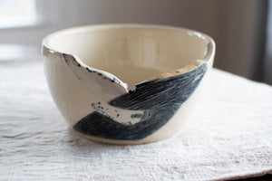 Yarn Bowl - Majestic Humpback