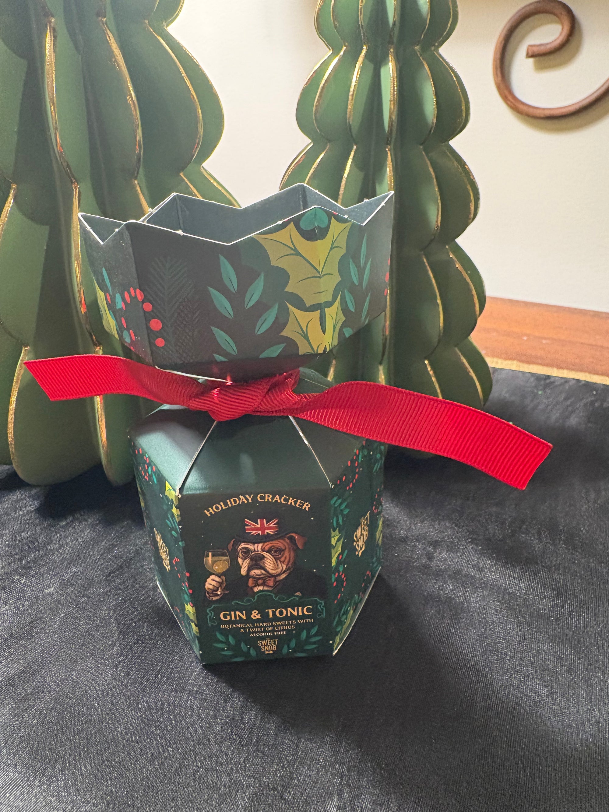 Candy Holiday Cracker - Gin & Tonic Candy