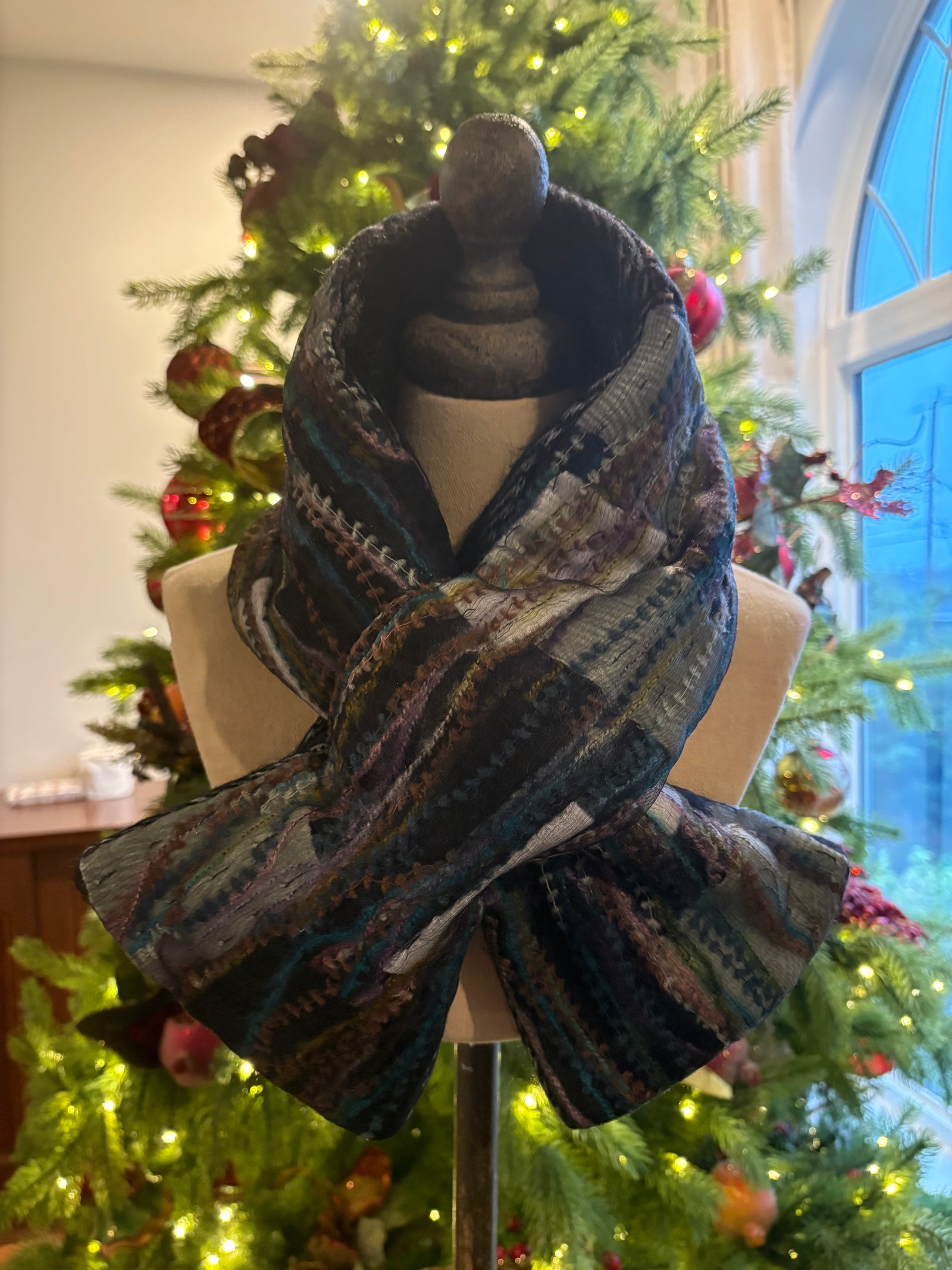 Moonlight Obsidian Muffler Scarf