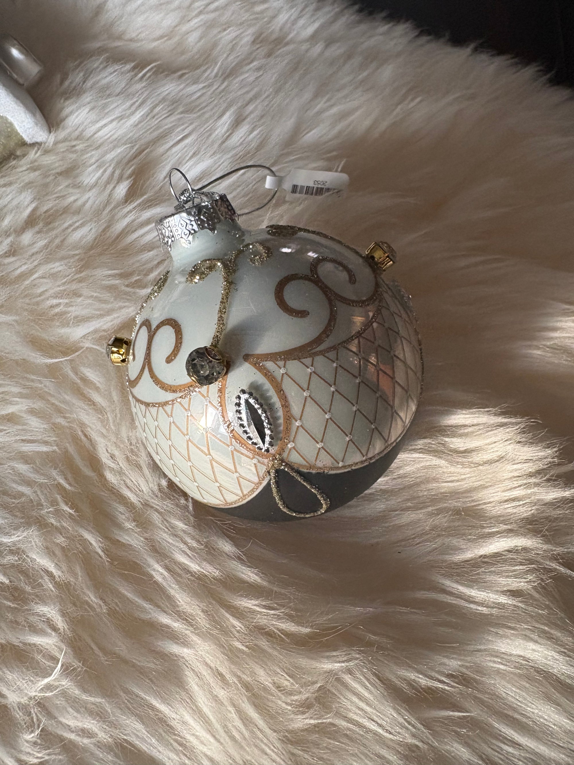 Cameo Ball Ornament