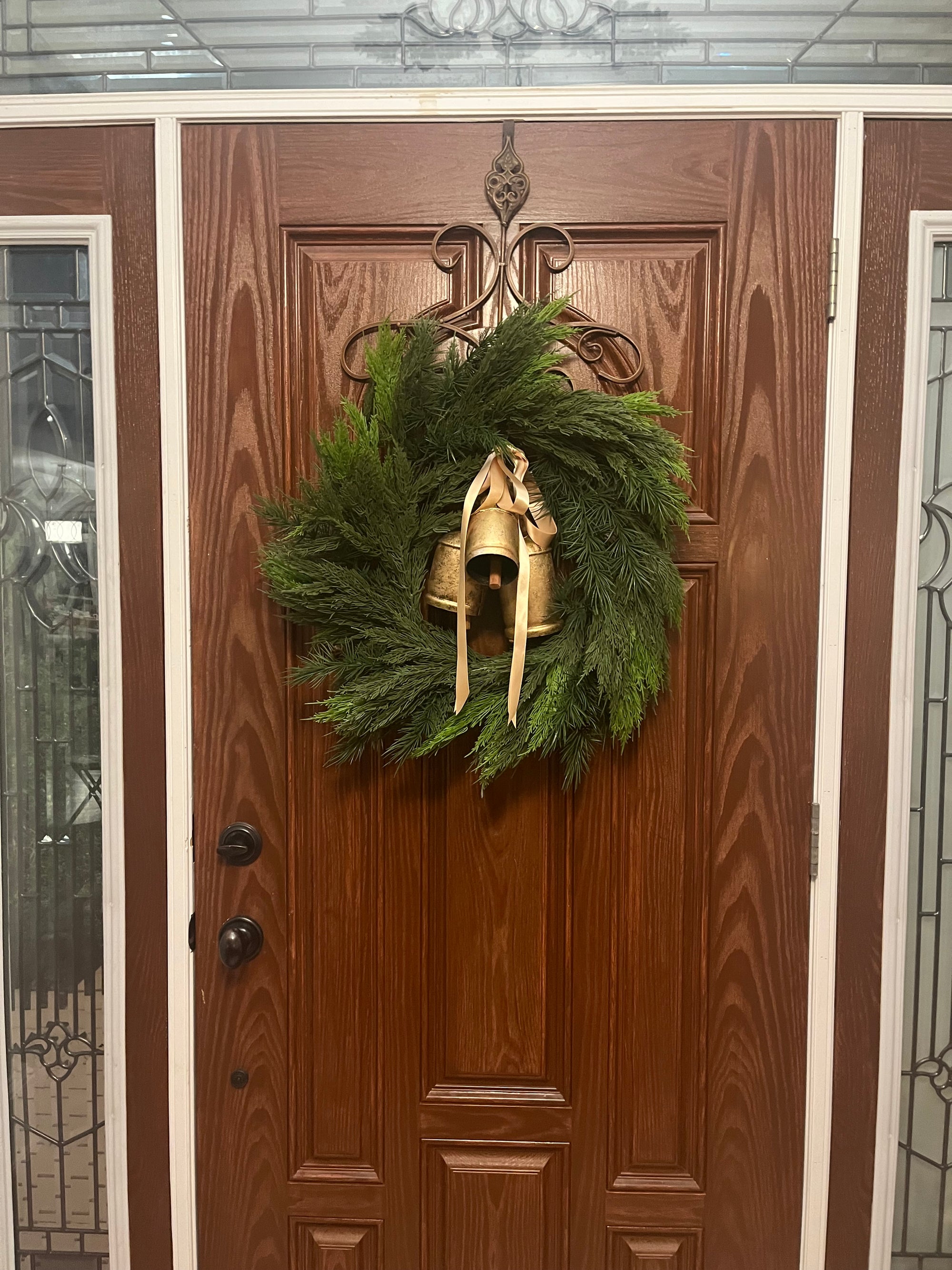 Mixed Cedar Wreath with Manor Bells