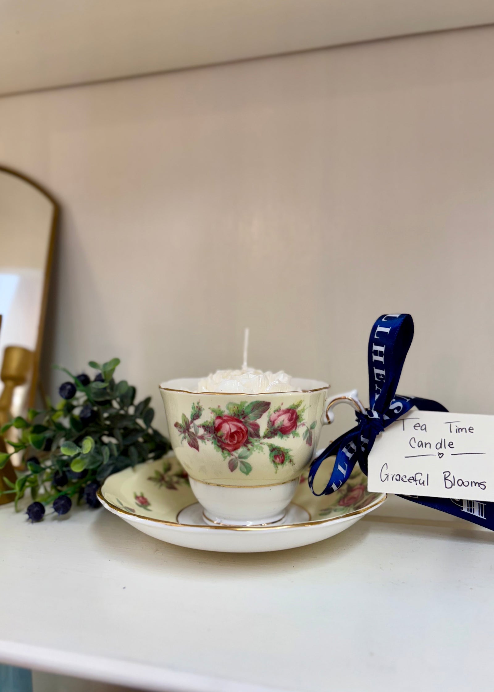 Tea Time Candle - Graceful Blooms
