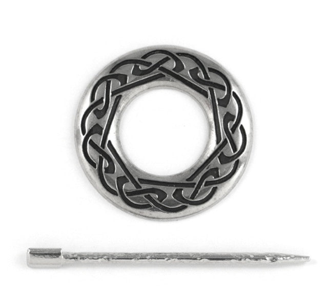 Shawl Ornament - Celtic Knot