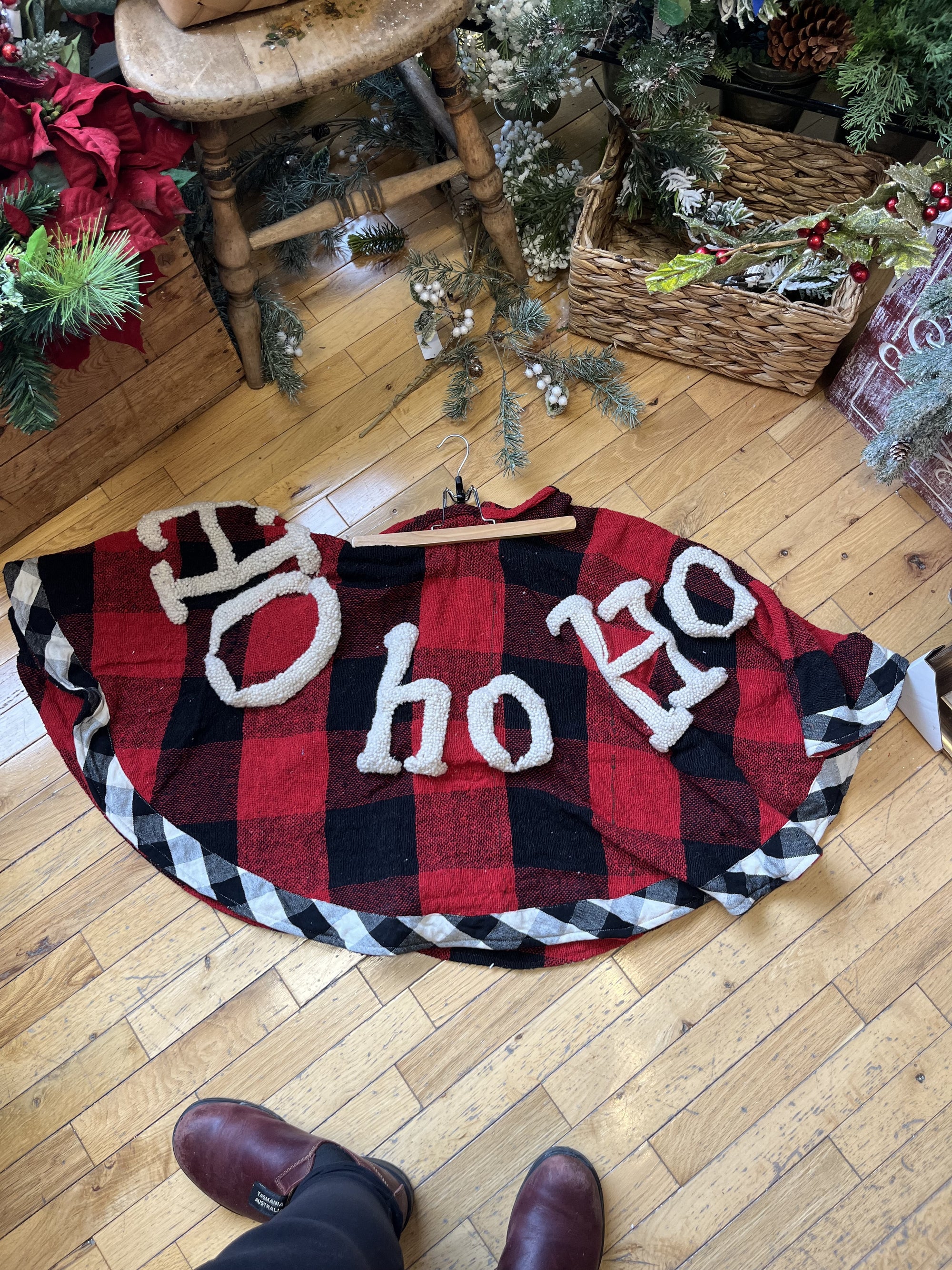 Rob Roy Tree Skirt