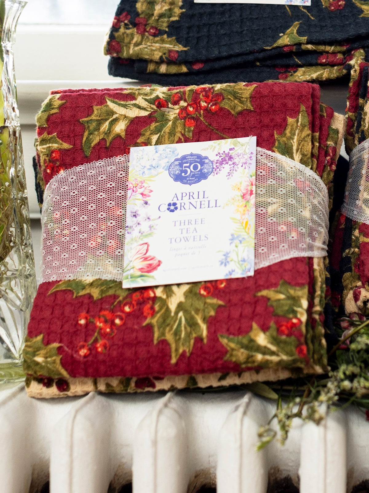 April Cornell Winterberry Patchwork Tea Towel Bundle