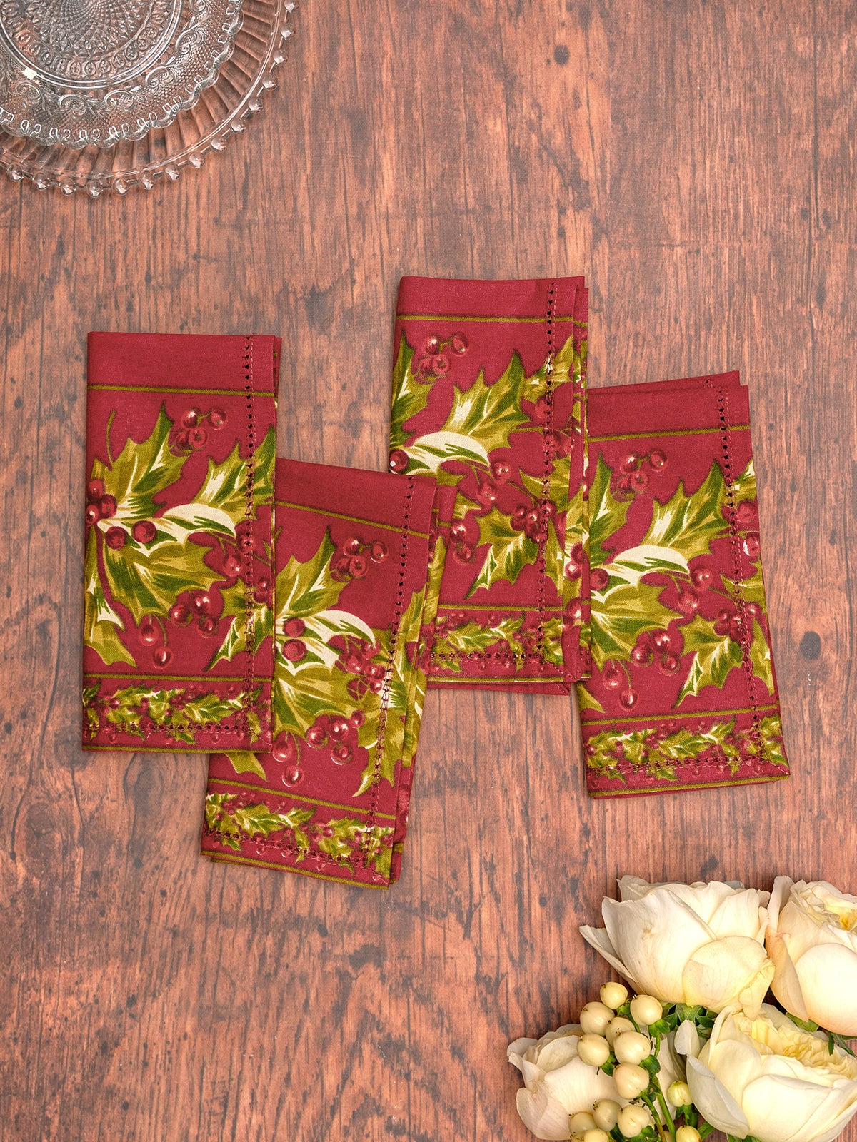 April Cornell Winterberry Luncheon Napkins - Red