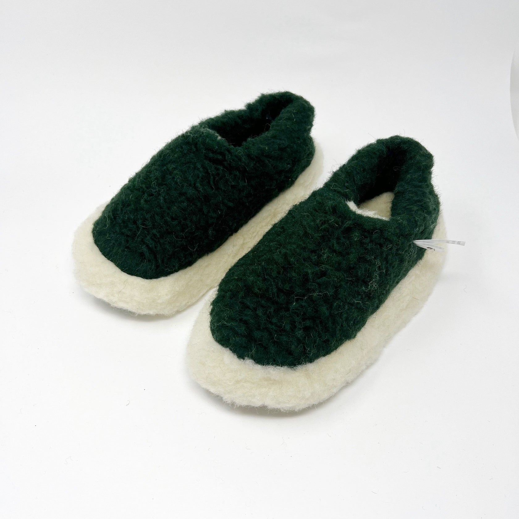 Emerald Wool - Sheep by the Sea Slippers