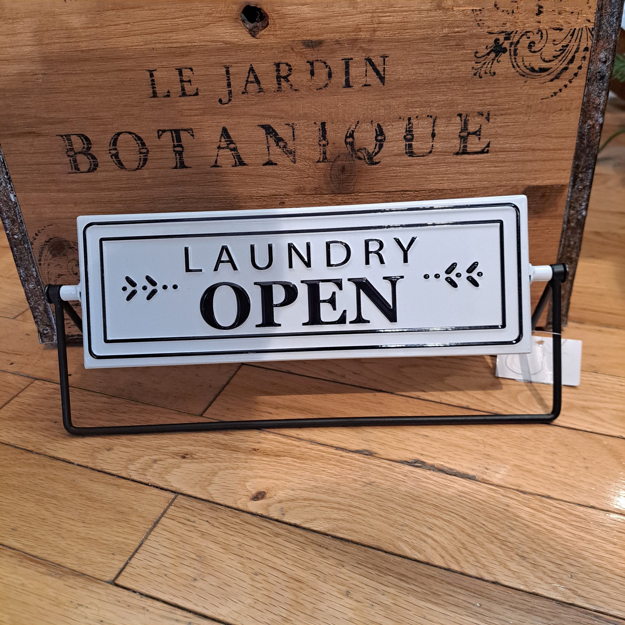 Laundry Open/Closed Sign