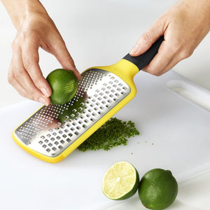 2-in-1 Paddle Grater - Joesph Joesph