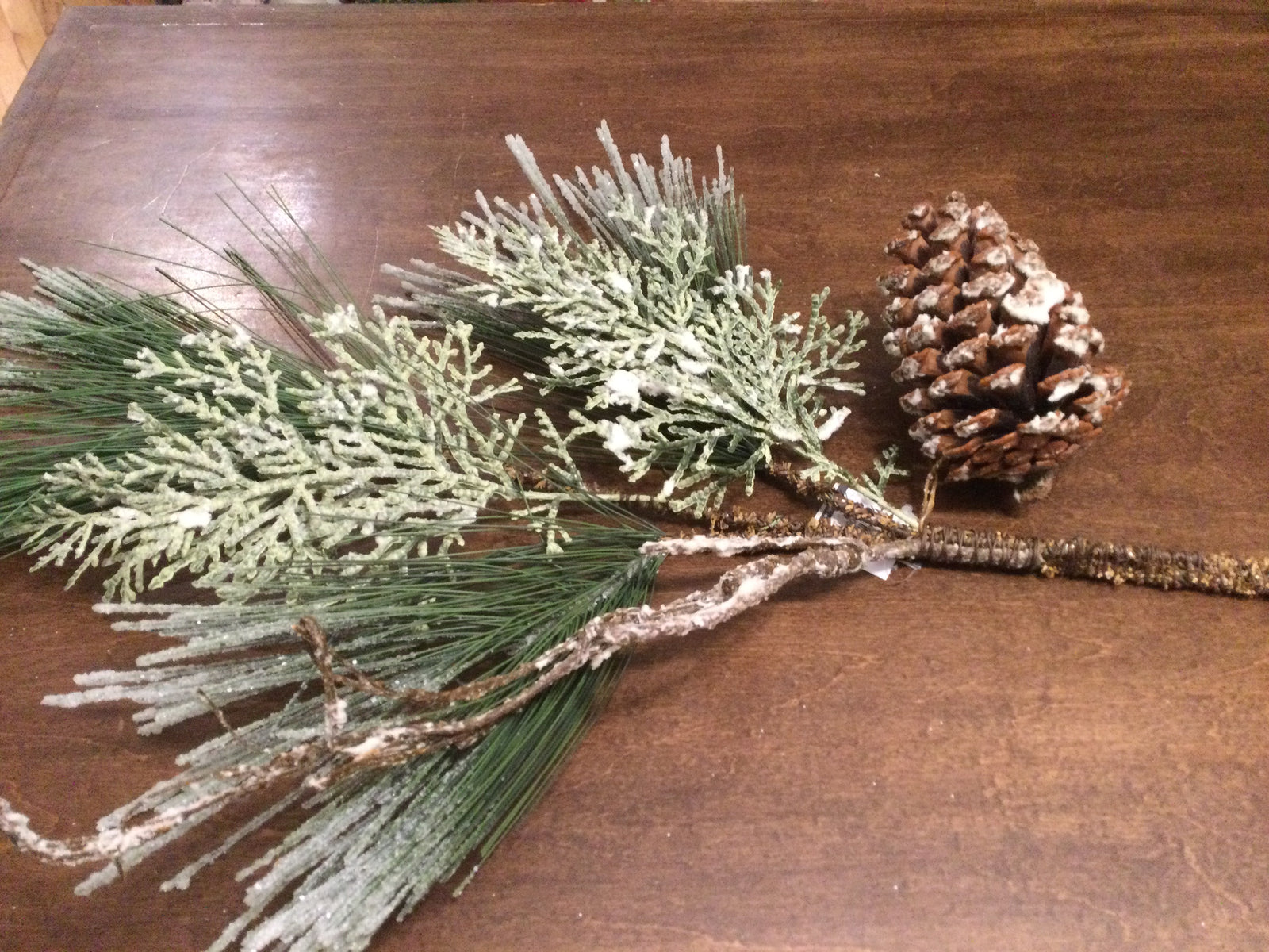 Ice Pine Cedar Spray