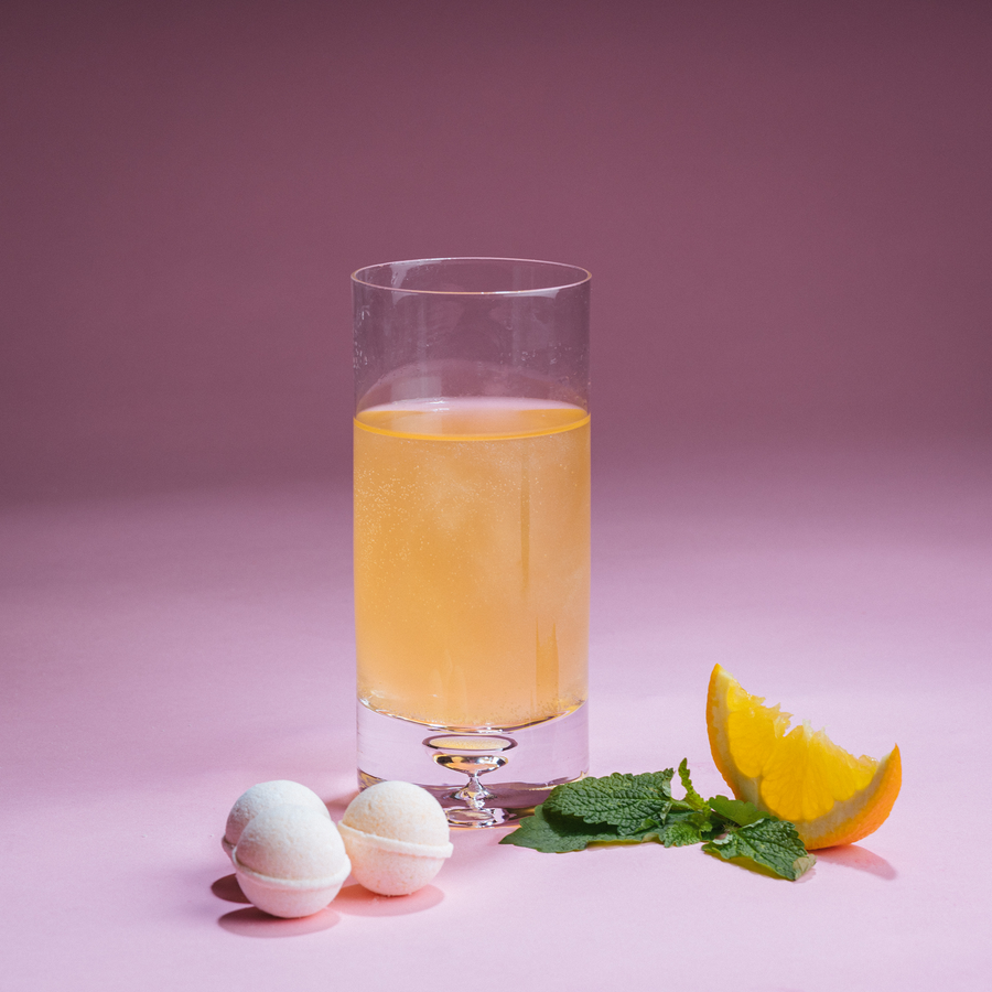 'Orange Mojito' Cocktail Bomb