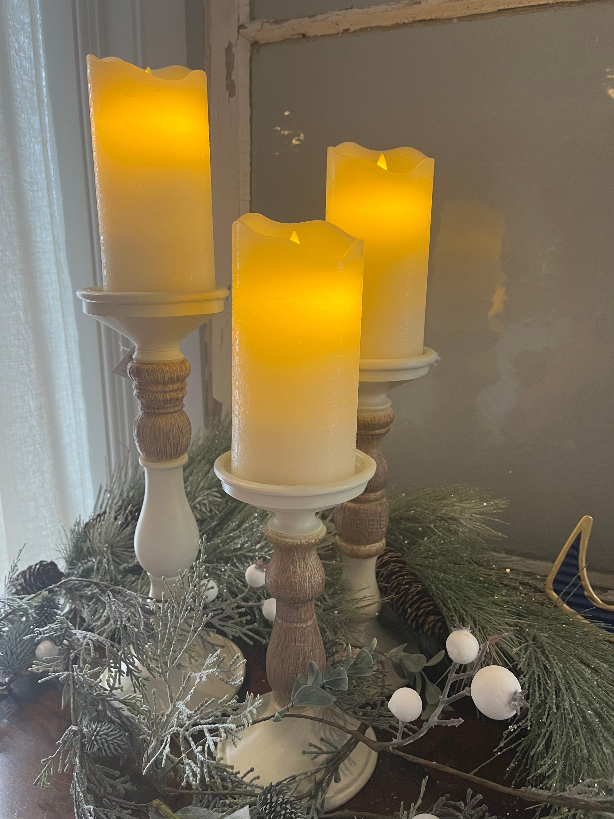 Winter White Candle Holder