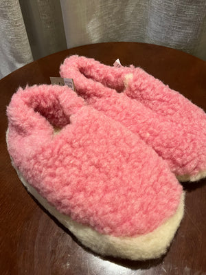 Pink Wool - Sheep by the Sea Slippers