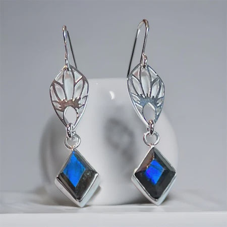 Alphi Earrings
