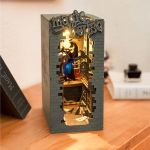 Book Nook - Magic House