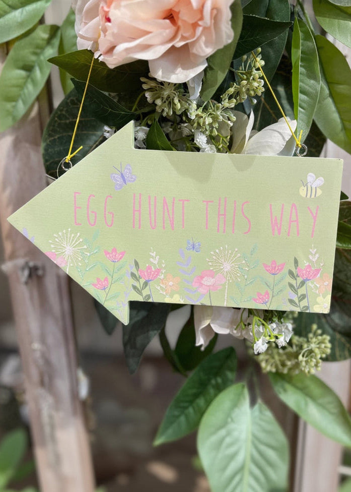 Egg Hunt This Way Sign